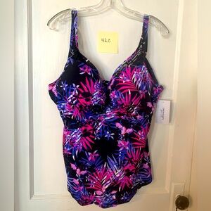 Woman’s Tankini bathing suit top. Purple / multi so 42c